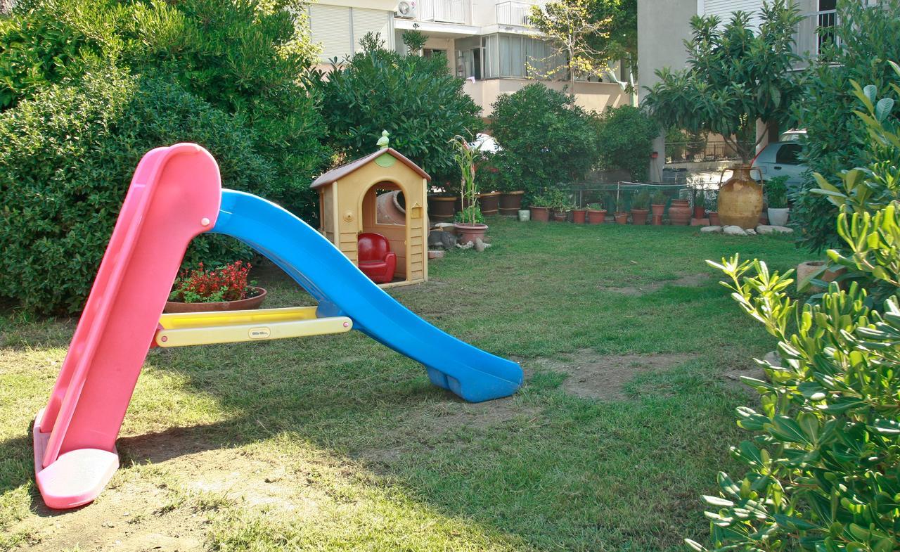 Hotel Adriatico Bellaria-Igea Marina Buitenkant foto